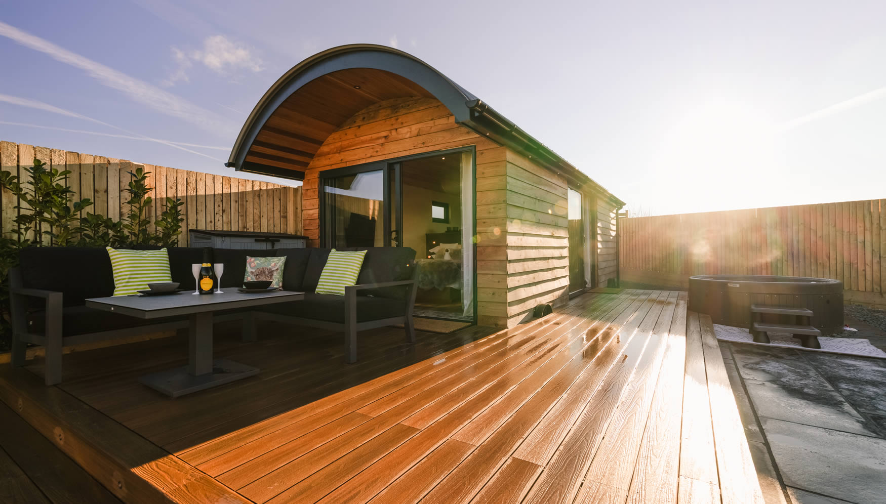  Luxury Mountain View Hot Tub Huts 