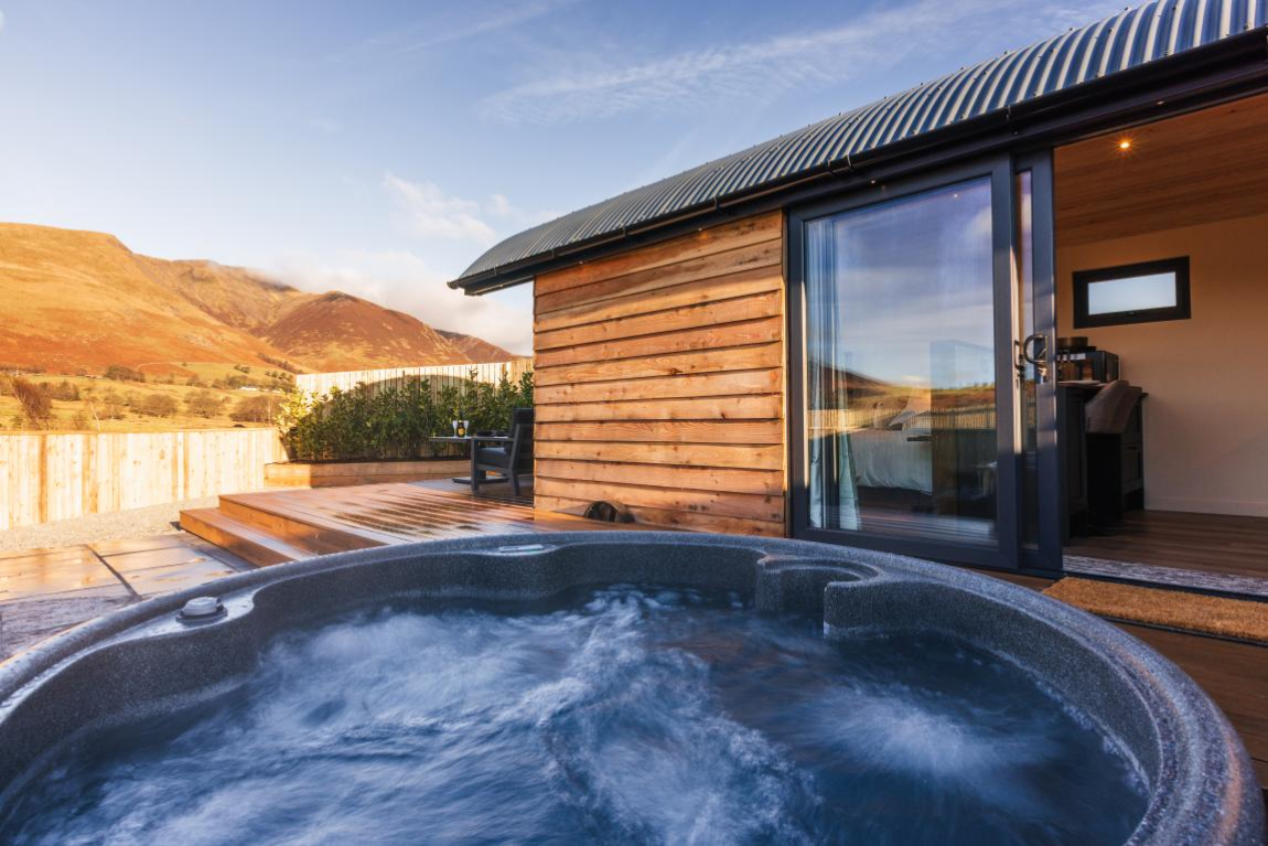luxury-hottub-huts40